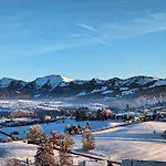 Alpenblick Dorner - Modern - Gemuetlich - Grosse Terrasse - Balkon & Ruhige Lage アパート